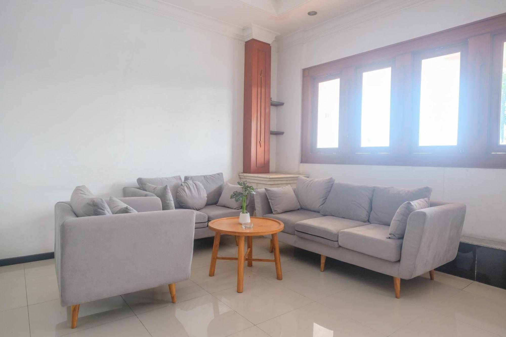 Urbanview Omah Pari Boutique Hotel Yogyakarta Exterior foto